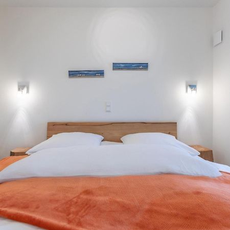 Ferienwohnung "Halligstork" Direkt Am Nordseedeich Mit Blick Auf Den See Nordstrand Dış mekan fotoğraf